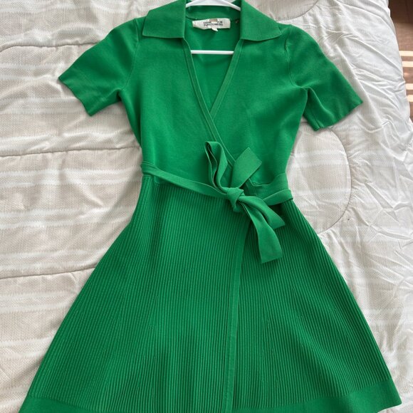 Diane Von Furstenberg Green Mini Dress - Picture 2 of 4